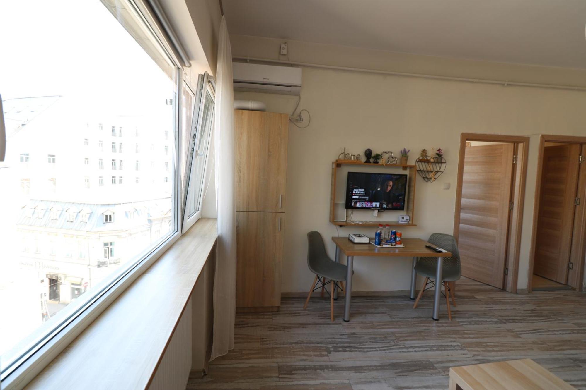 Charming Cozy Apartment - Old Town - Free Minibar ブカレスト エクステリア 写真